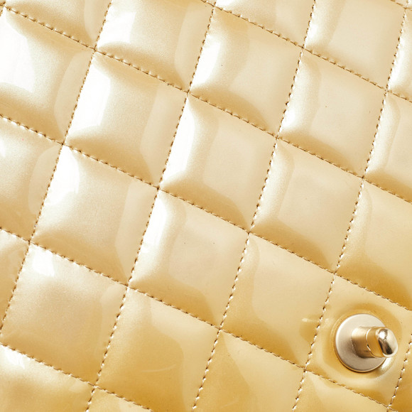 CHANEL Gold Quilted Patent Leather Maxi Classic Single Flap Bag - Picture 6 of 8